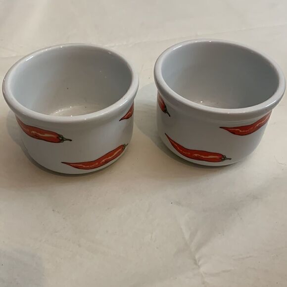 Cordon Bleu Hot Chili Peppers Serving Bowls 16 Oz Each Set Of 2 Oven Micro Dish - Picture 3 of 13